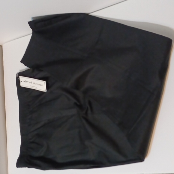 Women's Alfred Dunner Classics Black Proportioned Medium Twill Pants - Picture 1 of 12